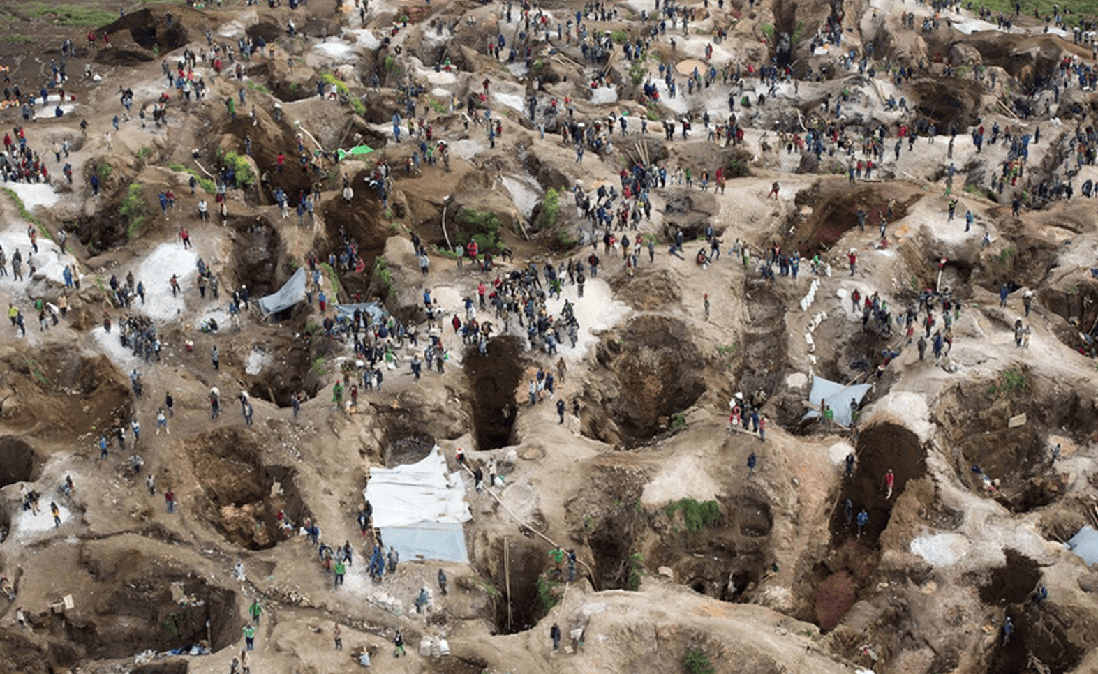 Coltan mine of Luwowo near Rubaya, North Kivu, March 18, 2014. MONUSCO/Sylvain Liechti